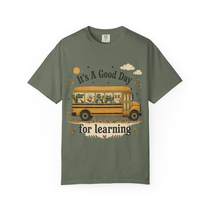 It's A Good Day for Learning T-Shirt — Cute School Bus Teacher & Student Back-to-School Tee