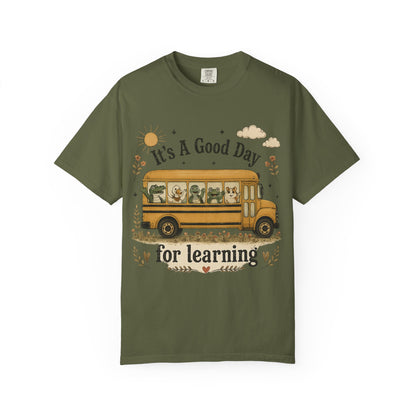 It's A Good Day for Learning T-Shirt — Cute School Bus Teacher & Student Back-to-School Tee
