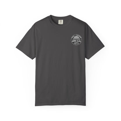 Moms Club T‑Shirt — "Feral & Unhinged" Skull Mom Graphic Tee