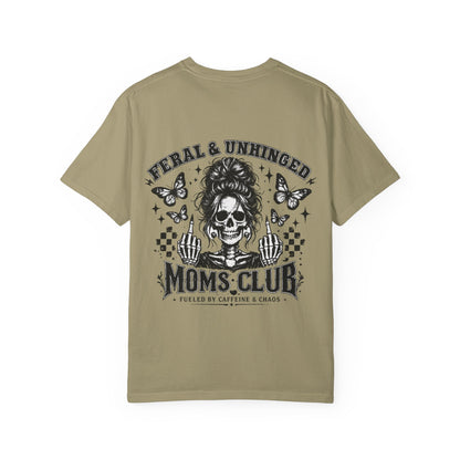 Moms Club T‑Shirt — "Feral & Unhinged" Skull Mom Graphic Tee